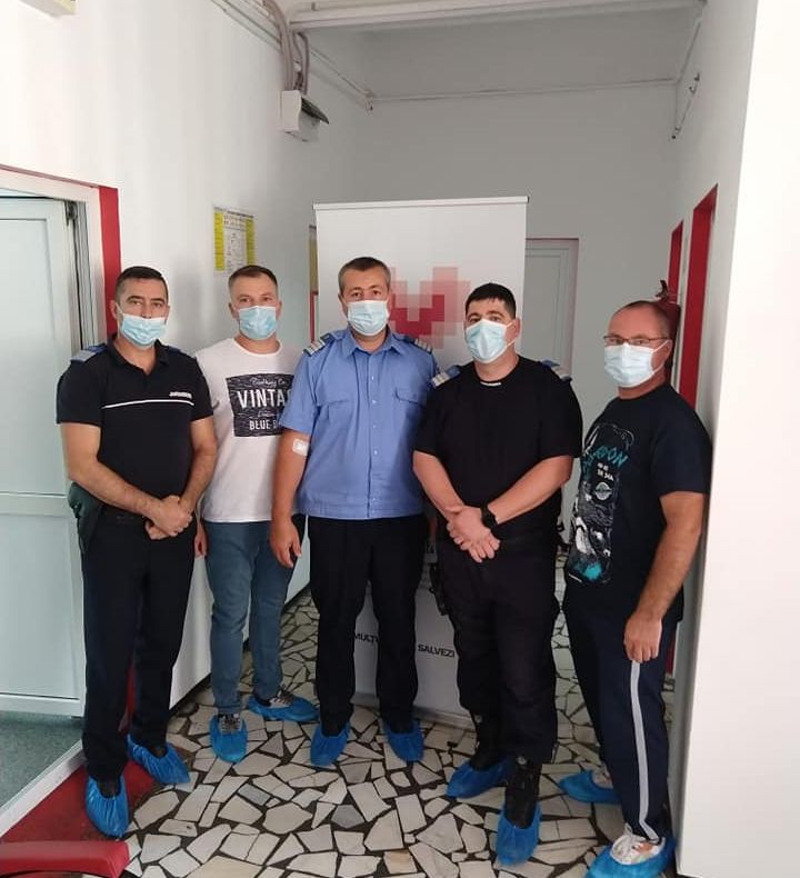 Misiune pentru viaţă! Jandarmii giurgiuveni donează sânge pentru semenii lor