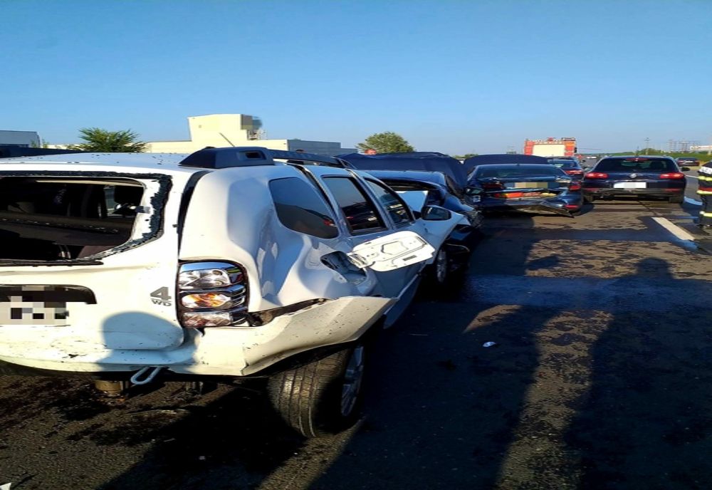 Accident în lanț pe Autostrada A1, la Bolintin Vale. A fost solicitat elicopterul SMURD