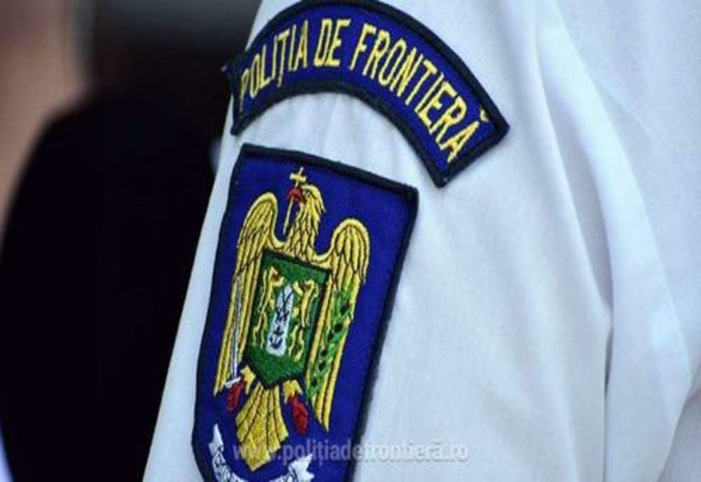 Patru români, descoperiți la PTF Giurgiu cu teste PCR false