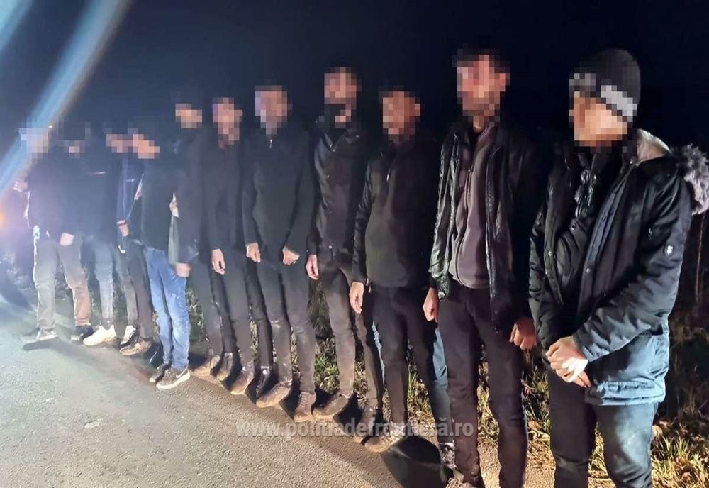 Un turc care a introdus ilegal în țară un grup de migranți, arestat preventiv 