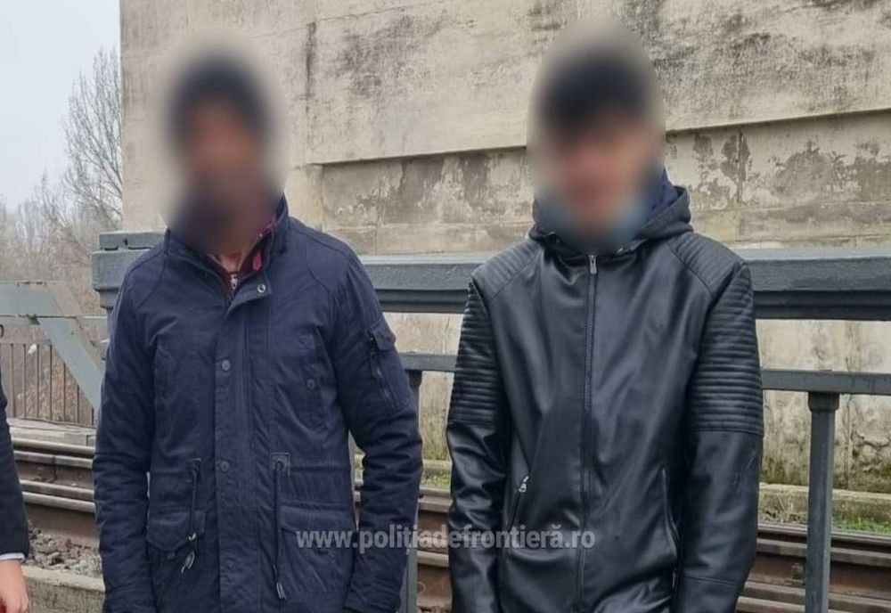 Un irakian şi un palestinian, prinşi în timp ce se deplasau pe jos pe Podul Prieteniei. Migranţii intenţionau să ajungă ilegal în Germania  