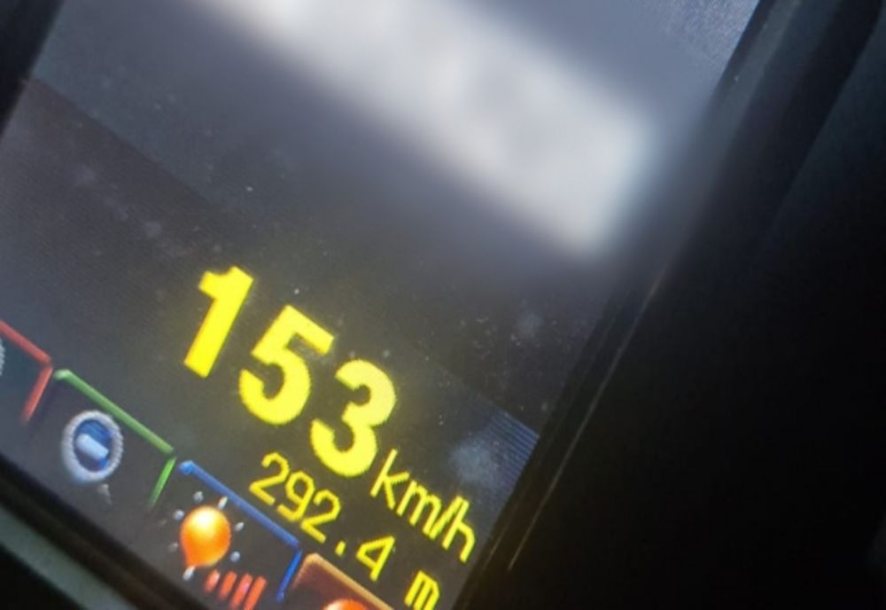 Acţiune a poliţiştilor rutieri pe drumurile din judeţ. Bărbat depistat cu viteză de 153 kilometri pe oră în localitate