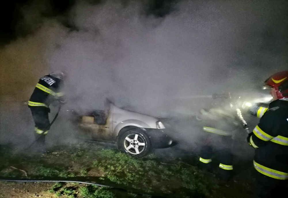 Autoturism în flăcări, la Dărăşti Vlaşca
