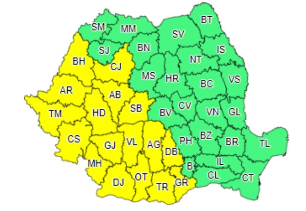 Ploi, vijelii și grindină. Mai mult de jumătate din țară, sub cod galben