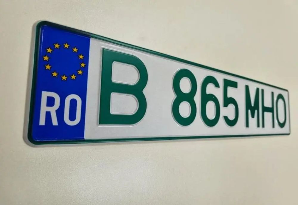 De astăzi ,,numere verzi”, pentru autovehiculele cu zero emisii de CO2