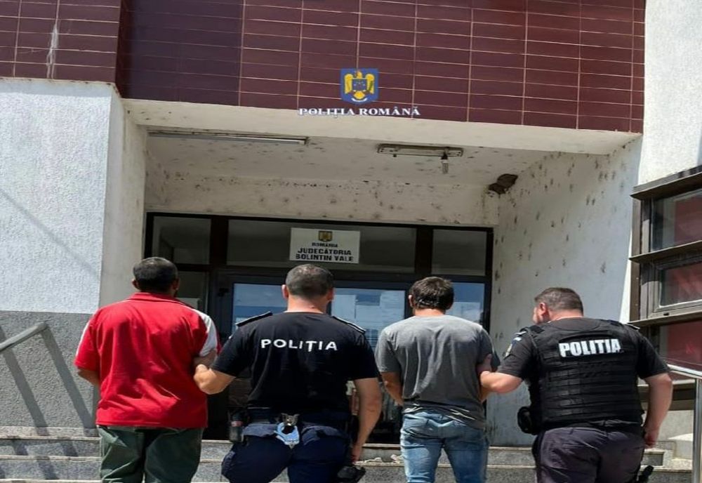 Doi bărbaţi arestaţi preventiv pentru o spargere de locuinţă şi furt calificat
