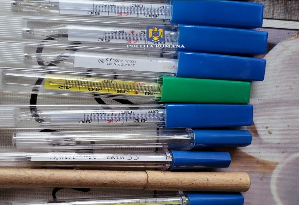 Giurgiu. Percheziţie la o femeie suspectată că practica vărjitoria prin folosirea de mercur