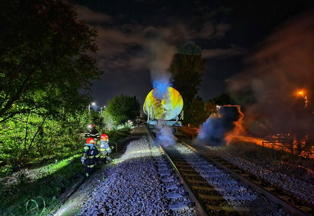 Exerciţiu ISU. Accident feroviar, urmat de o explozie şi un incendiu, la Giurgiu 
