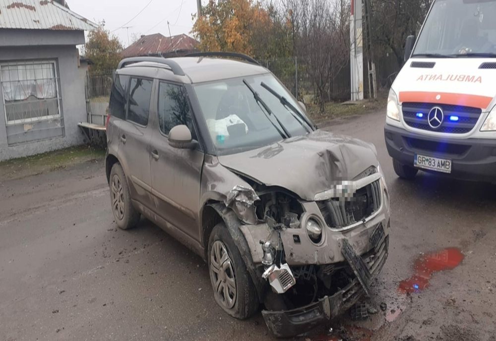 Giurgiu. Două femei rănite în urma coliziunii dintre două autoturisme 