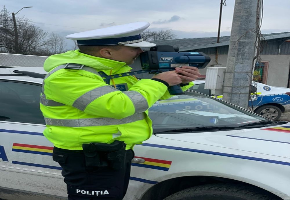 Giurgiu. Poliţiştii au reţinut într-o singură zi 19 permise de conducere pentru depăşirea vitezei legale