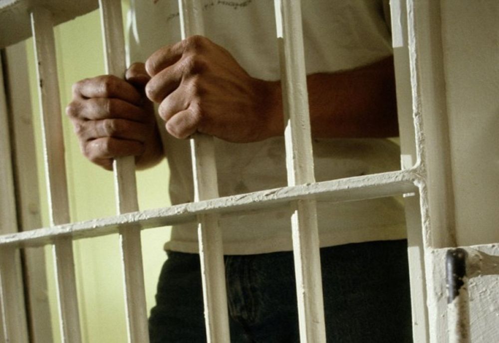 Ac de cojocul celor care vor să „fenteze” executarea pedepselor privative de libertate. Proiectul de lege a primit undă verde în comisie