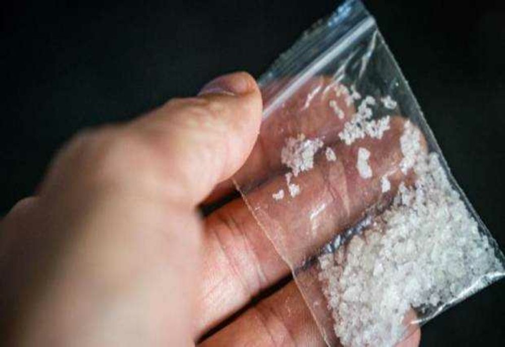 CIOLACU: ÎNCEPEM SĂ DESTRUCTURĂM MARILE REŢELE DE TRAFIC DE DROGURI