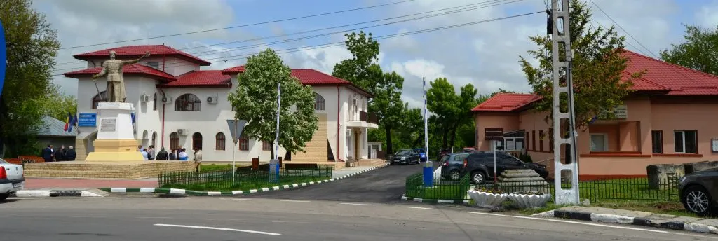 primaria Calugareni