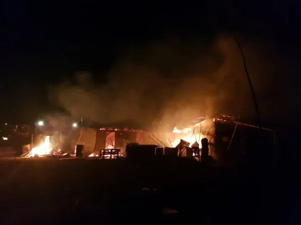 incendiu tufa