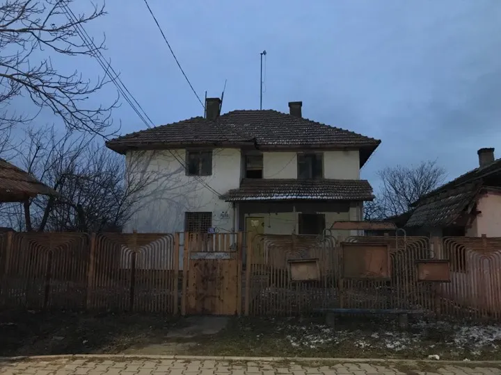 sediu poiltie Gaujani