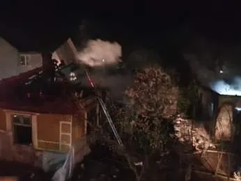 bărbat carbonizat în incendiu