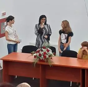 elevi de 10 premiați