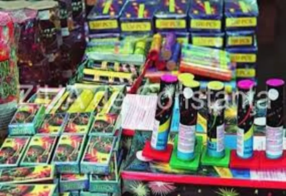 Peste 5.700 de articole pirotehnice, confiscate de polițiști 