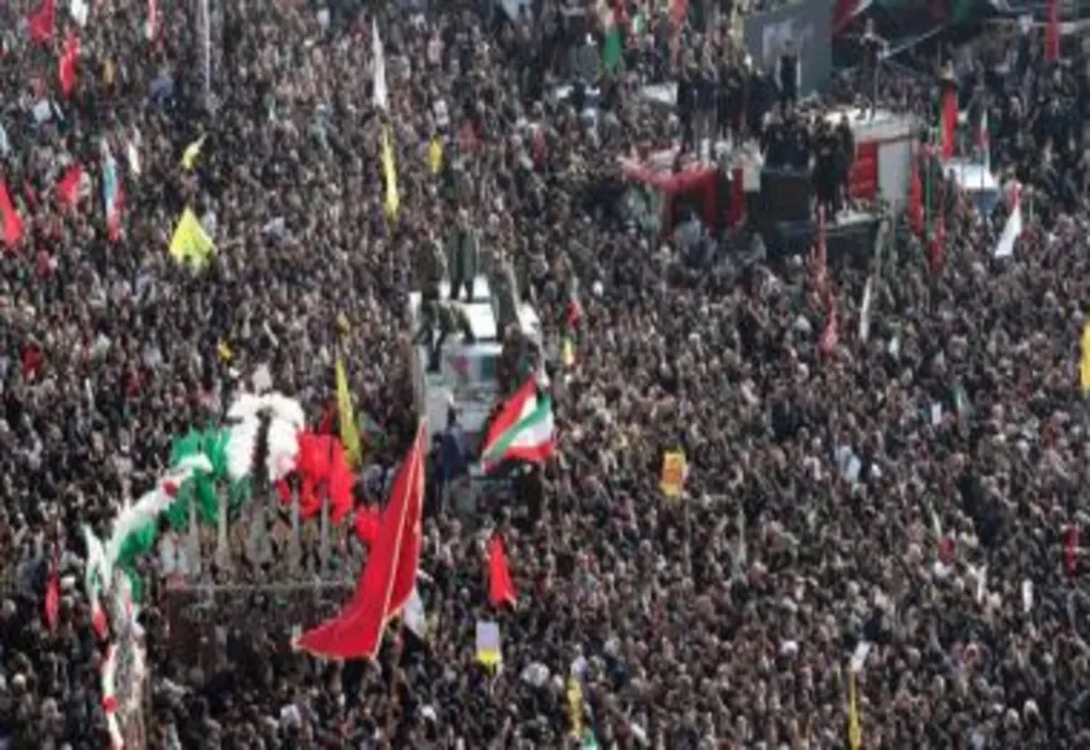 Morți la înmormântare! HAOS la funeraliile generalului Soleimani