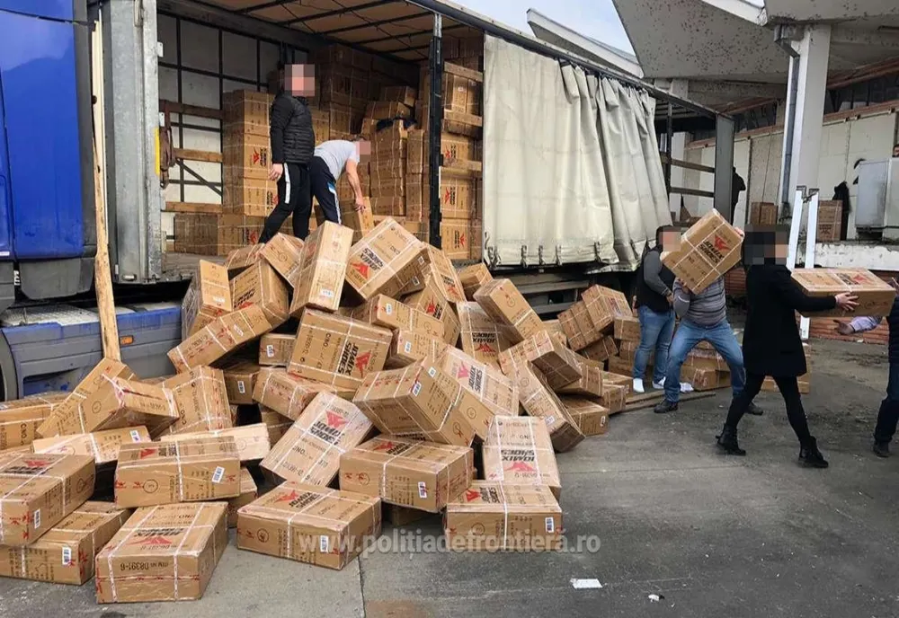 Bunuri contrafăcute în valoare de 570.000 euro, confiscate la Punctul de Trecere a Frontierei Giurgiu