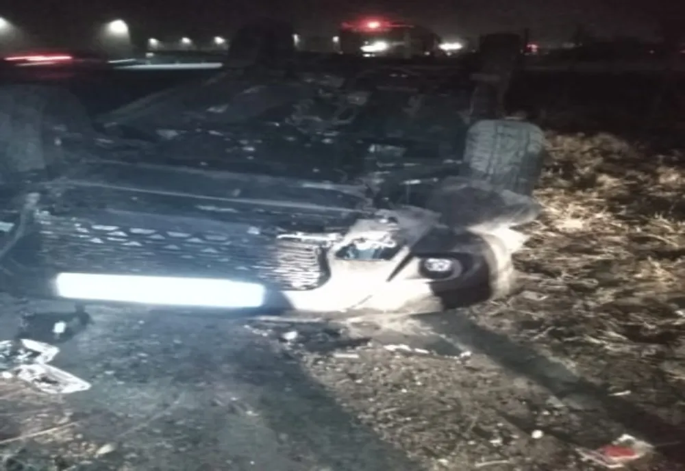 Accident pe Autostrada A1. O femeie a rămas încarcerată în autoturism