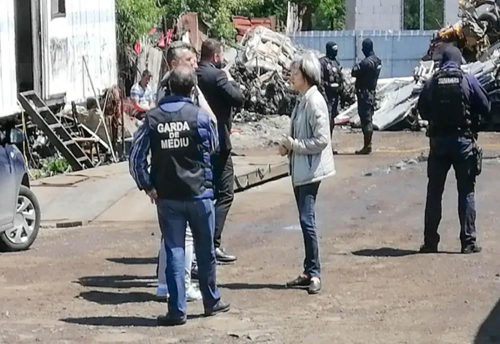Activitatea a doi operatori cu deșeuri metalice din Bolintin Vale, suspendată, în urma perchezițiilor de ieri