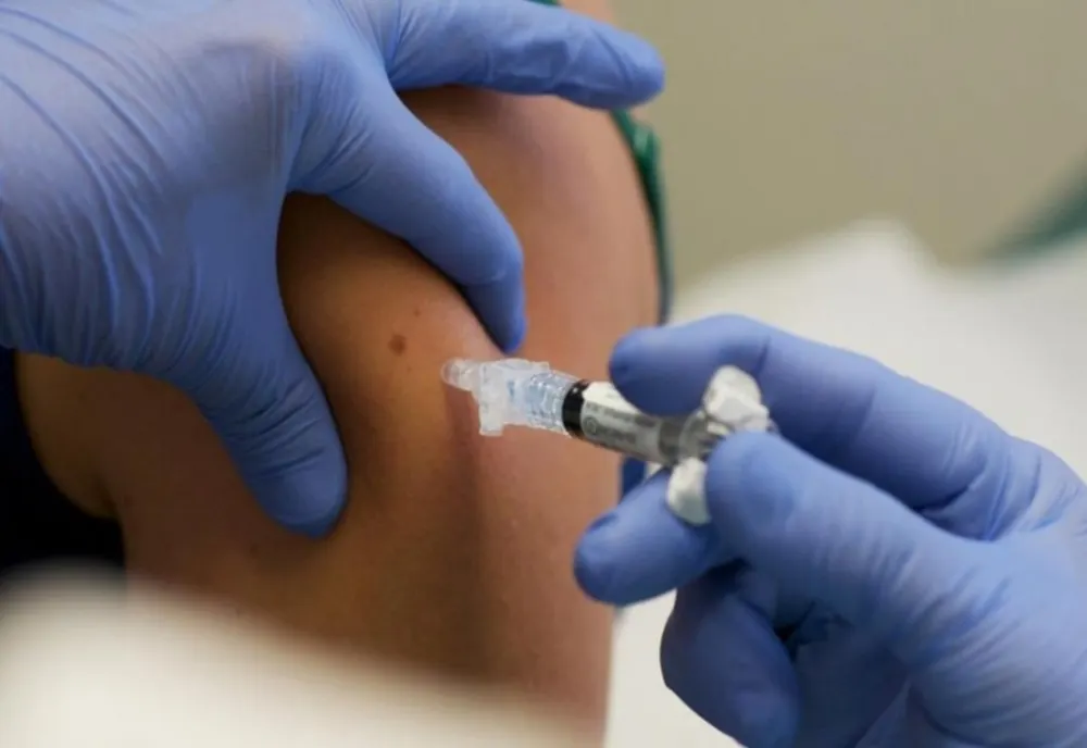 Prima tranșă de vaccin antigripal a început să fie distribuită în țară! 