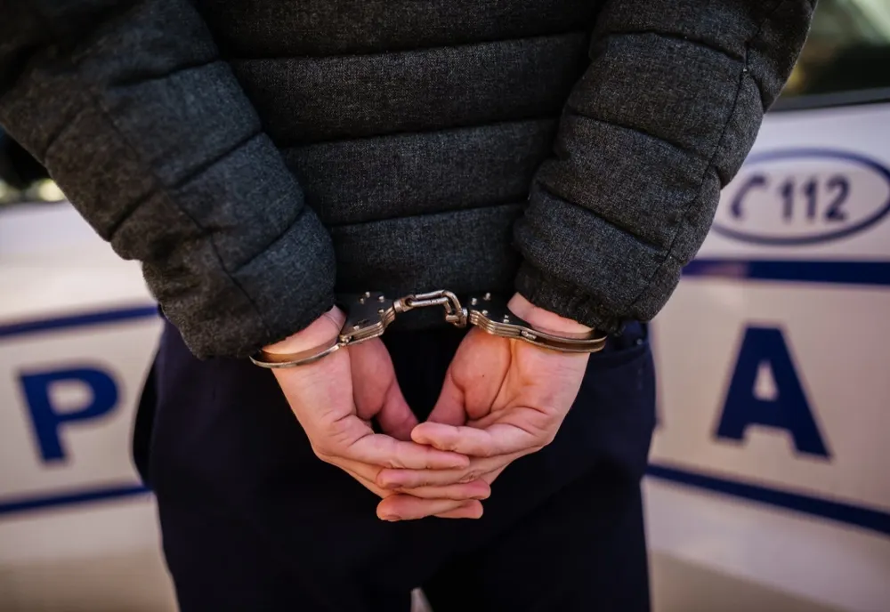 Giurgiu. Două persoane condamnate pentru proxenetism, depistate de polițiști în localitatea Băneasa