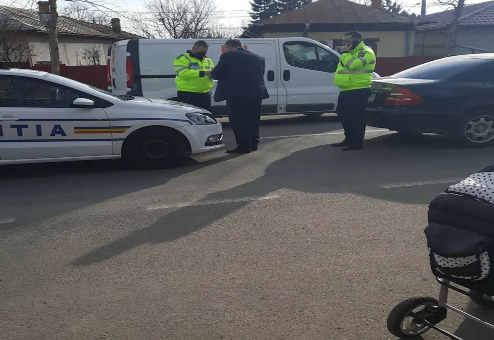 Dosar penal pentru primarul din Putineiu, după ce a accidentat o femeie şi un copil 