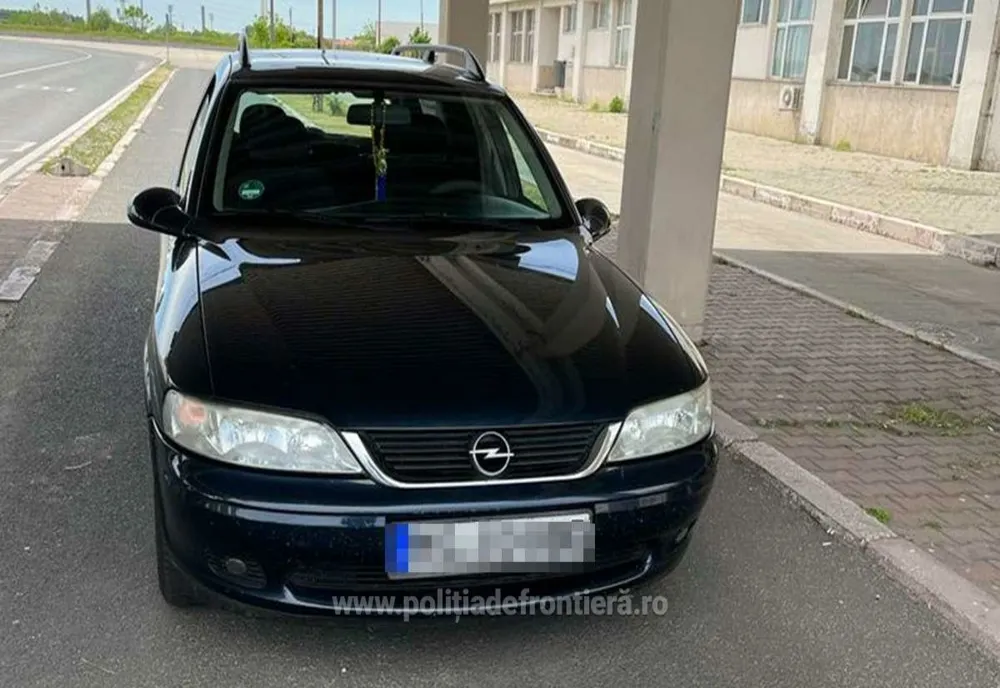 Autoturism căutat de autoritățile din Germania, descoperit de poliţiştii de frontieră giurgiuveni