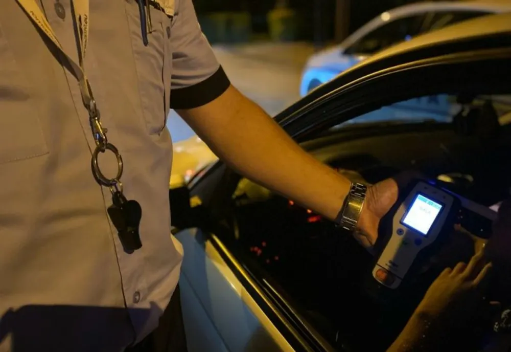 Giurgiu. Şoferi depistaţi în trafic sub influenţa alcoolului şi fără permise de conducere