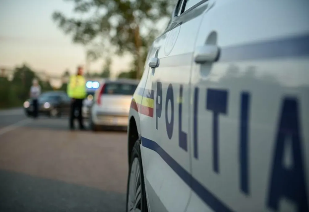 Tânăr din Giurgiu depistat fără permis, la volan