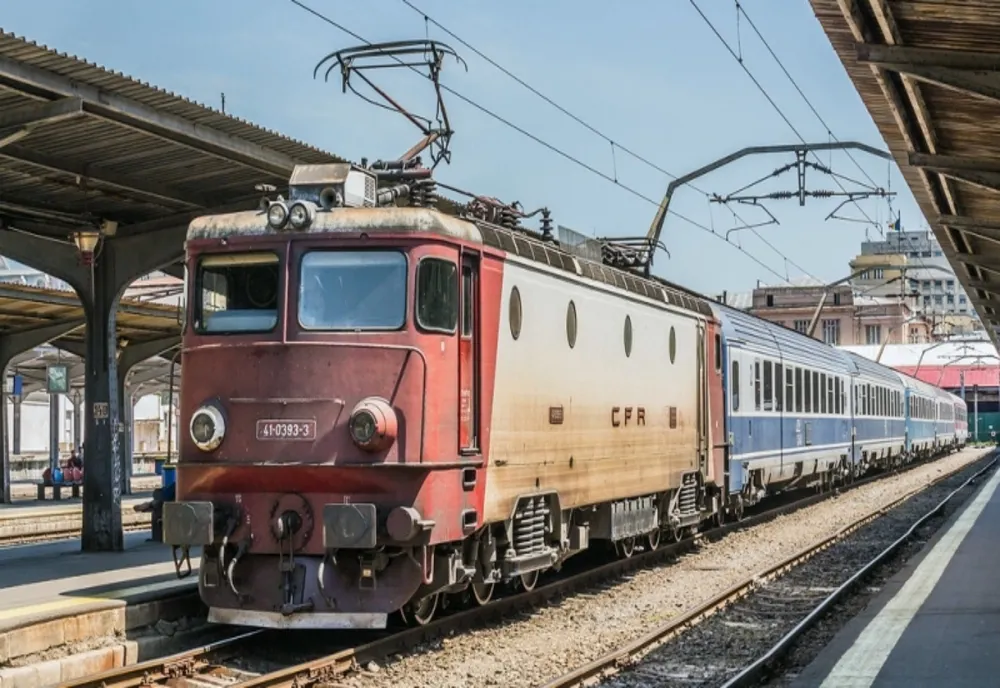 Sindicaliștii de la CFR anunță declanșarea unei greve generale, în prag de sărbători