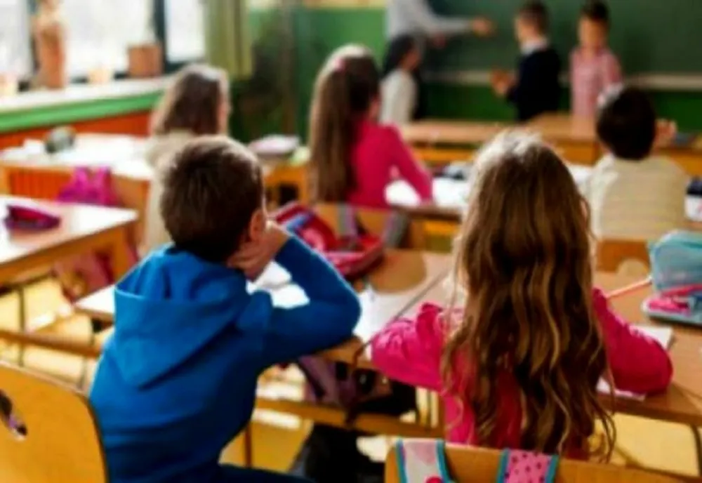 Încep evaluările la clasele a II-a, a IV-a şi a VI-a