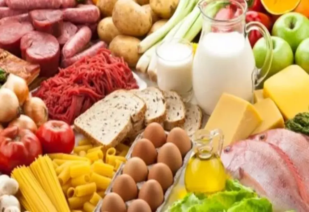 SURSE: Prețurile alimentelor, reduse și PLAFONATE trei luni - Guvernul a primit lista cu mâncarea ieftinită