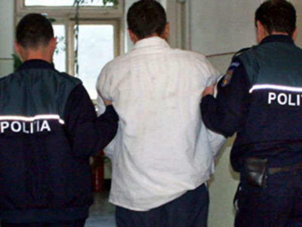 DUBLU ASASINAT - ARESTARE