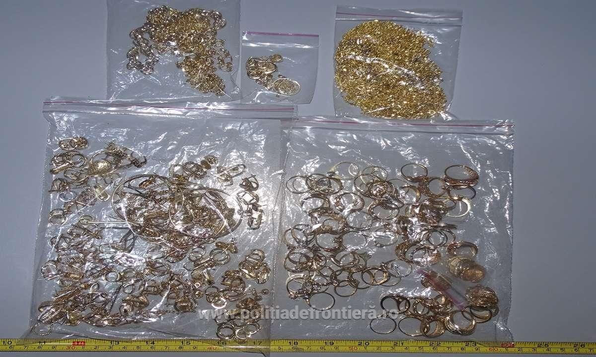 bijuterii confiscate
