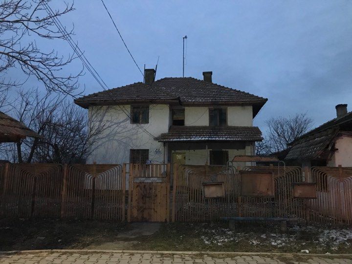 sediu poiltie Gaujani