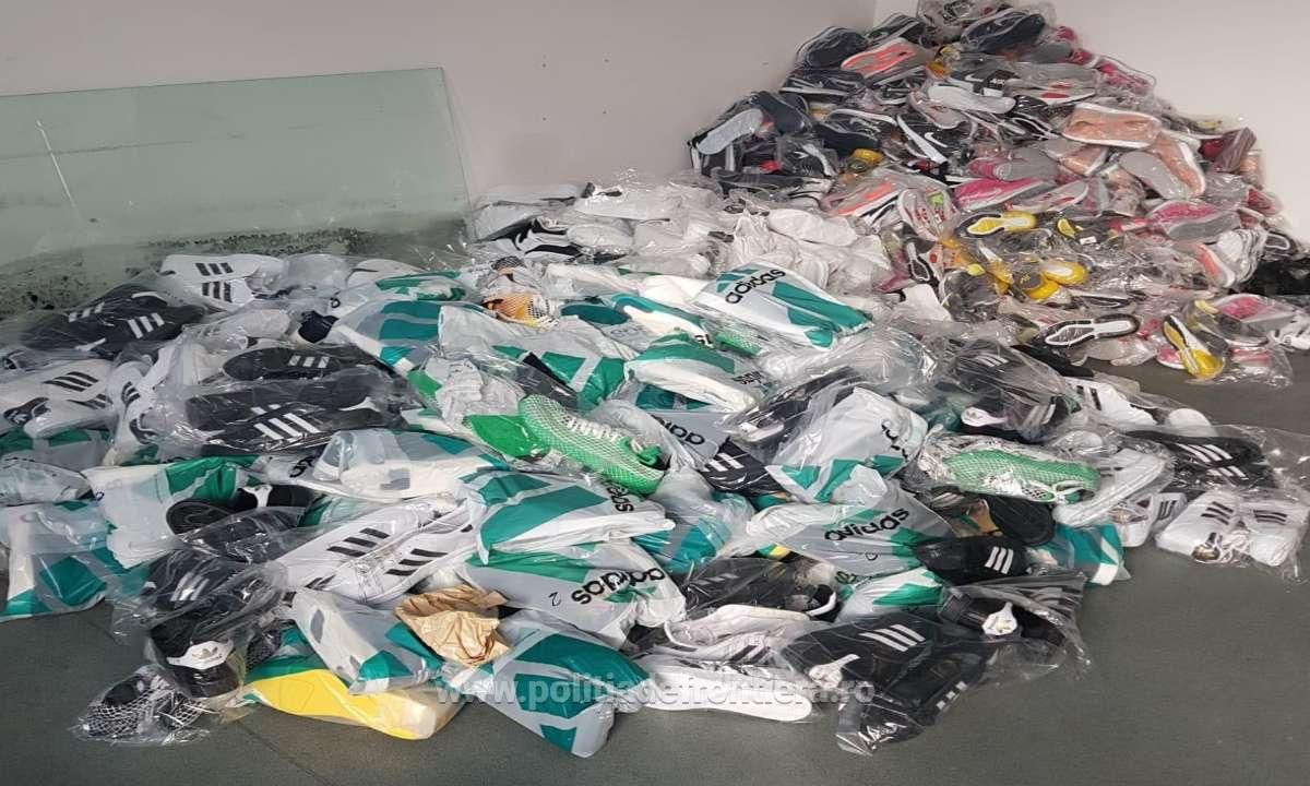 1554878699247-5429-S4