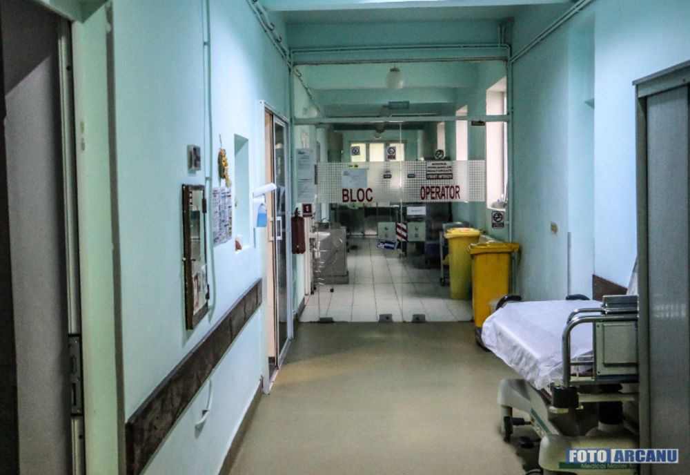 Sănătate: Pot fi suspendări din funcţii, indiferent de statut, pentru neîndeplinirea atribuţiilor de serviciu