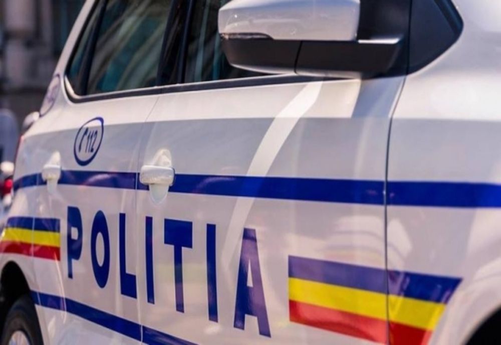 Şeful Poliţiei Bolintin Vale, cercetat penal după ce a lovit un bărbat culcat la pământ 