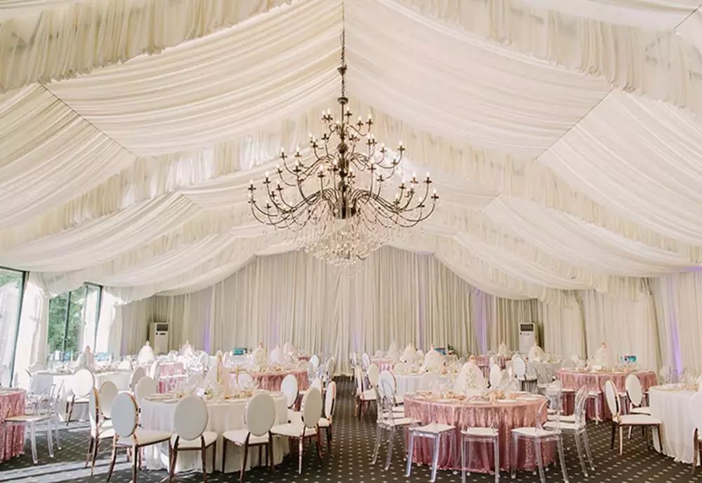 Nunţile ar putea fi interzise încă trei luni! Un reprezentant al DSP va fi trecut pe lista de invitaţi