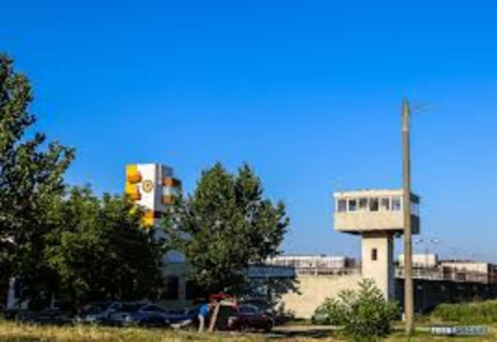 Un angajat de la sectorul medical al Penitenciarului Giurgiu, confirmat cu coronavirus