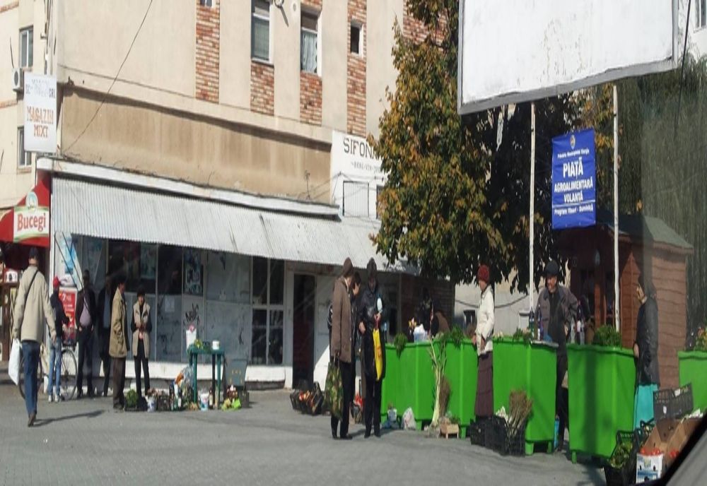 Piața volantă din Tineretului s-a redeschis. Când se va deschide târgul de vechituri