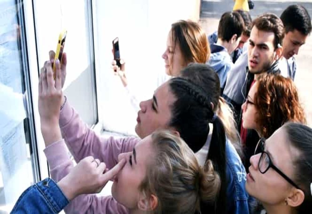 Au fost afişate REZULTATELE la Bacalaureat. Cea mai mică rata de PROMOVARE din ultimii şase ani