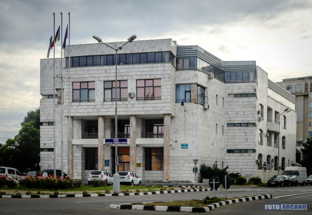 Angajații Prefecturii Giurgiu primesc spor COVID de 30 la sută