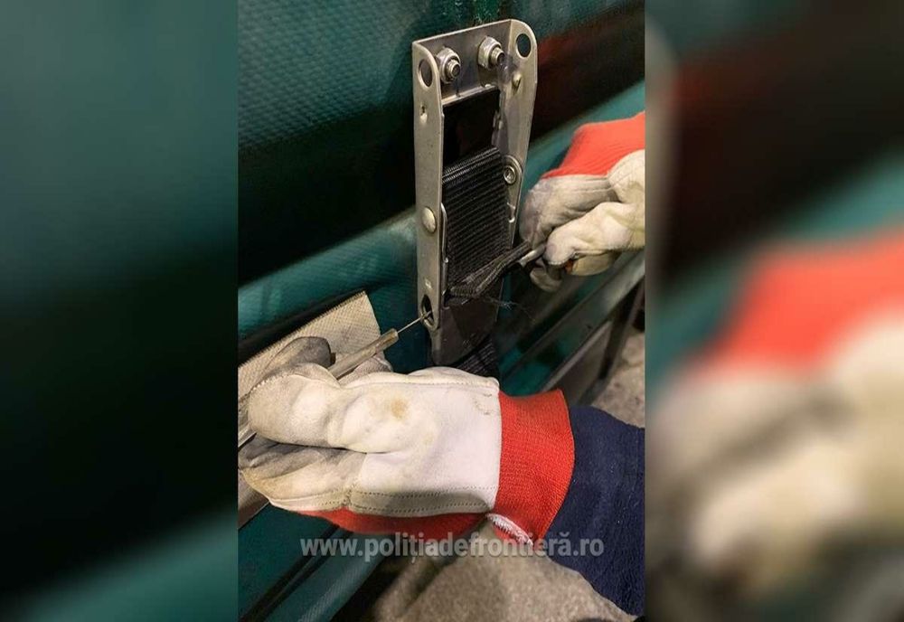 Cinci migranți, din Siria și Bangladesh, descoperiți în automarfare, la Vama Giurgiu