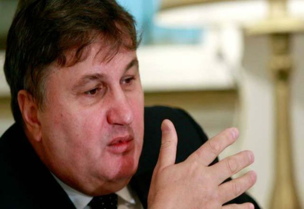 CINE este omul din umbra lui Klaus Iohannis - Dezvăluiri INCENDIARE la Culisele statului paralel 