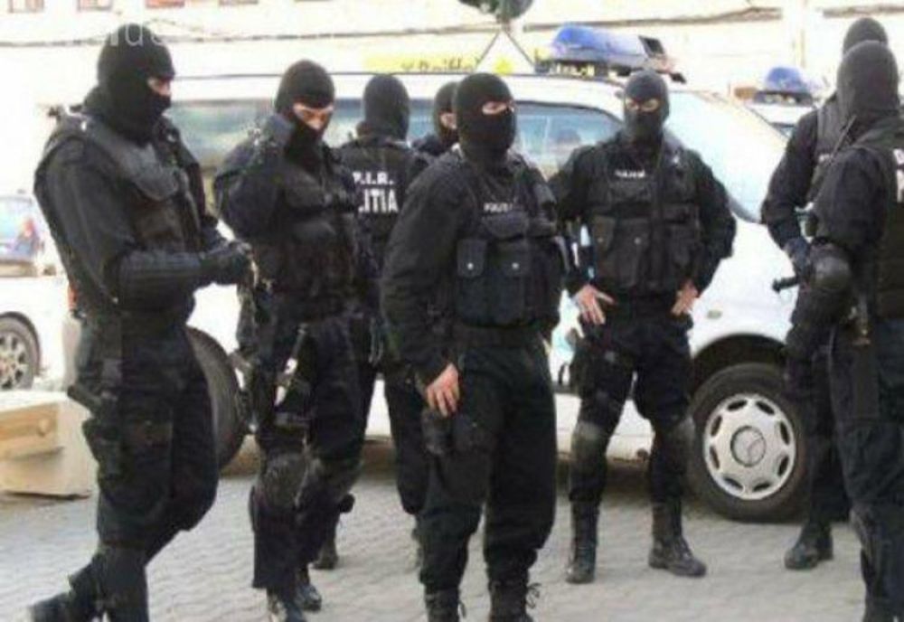Percheziţii la Giurgiu pentru destructurarea unei grupări infracţionale