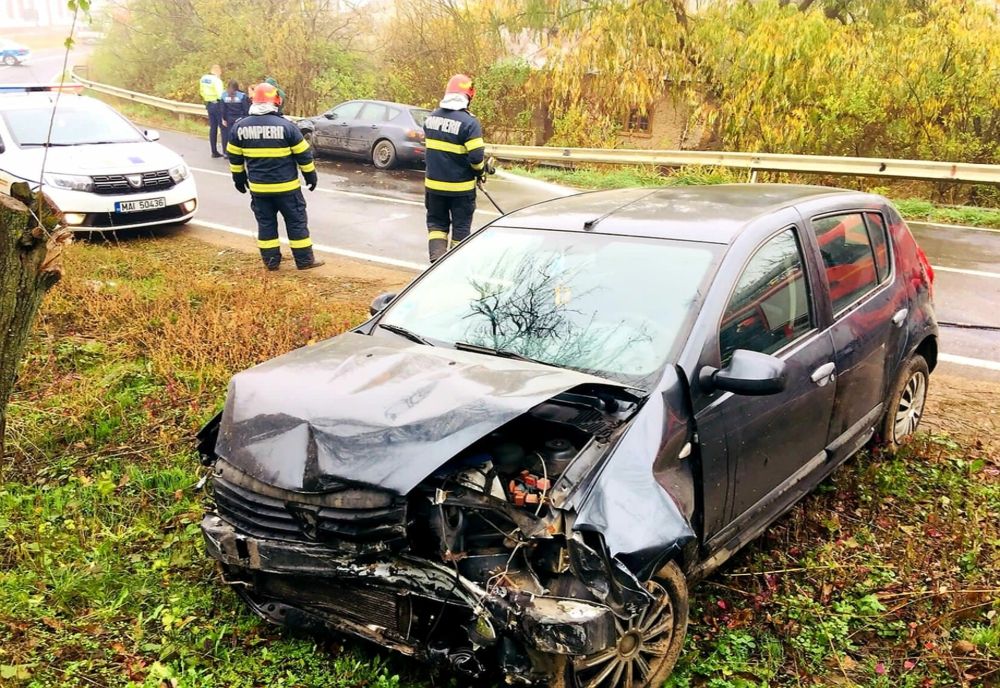 Giurgiu. Coliziune între două autoturisme, pe DN 41, la Dăița 